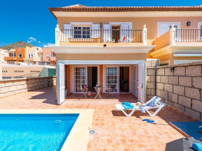 Incredible Villa Fuente, Ocean View, Heated Pool!